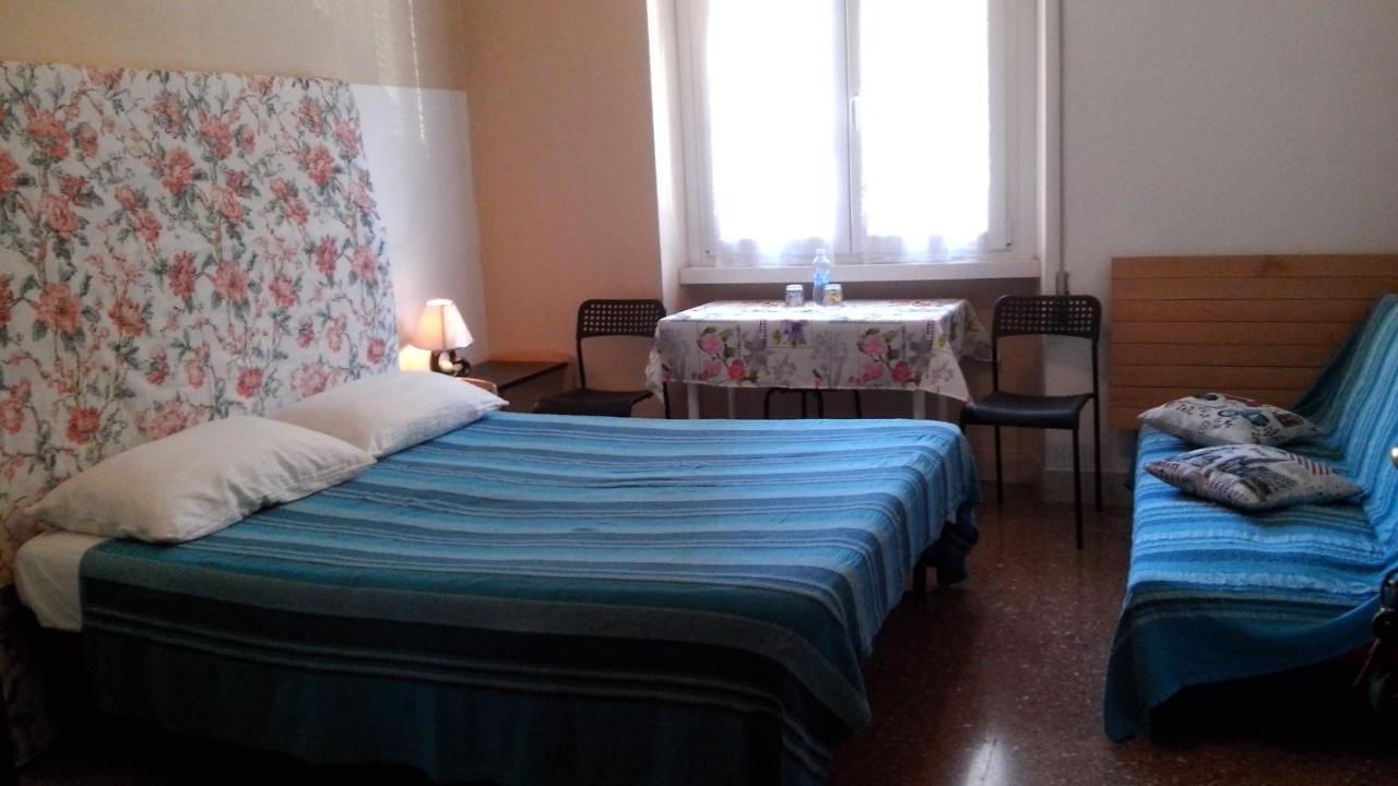 Affittacamere , Rooms Near Trastevere Station Rome Bagian luar foto