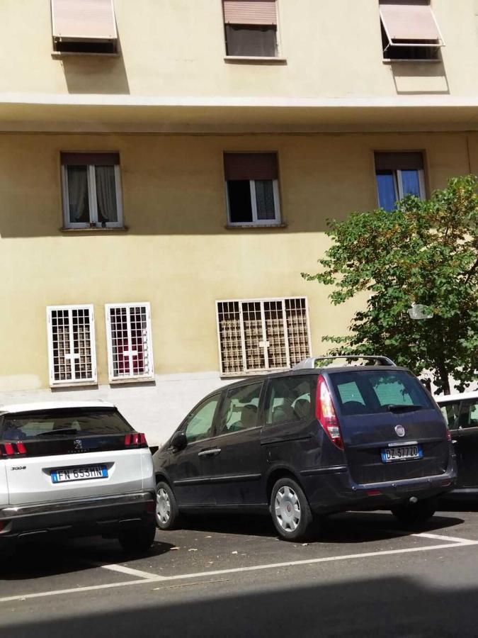 Affittacamere , Rooms Near Trastevere Station Rome Bagian luar foto