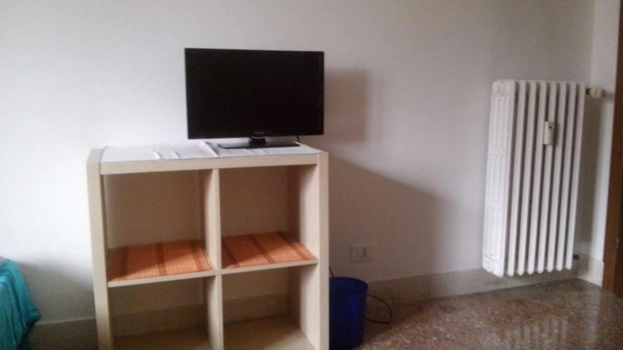 Affittacamere , Rooms Near Trastevere Station Rome Bagian luar foto