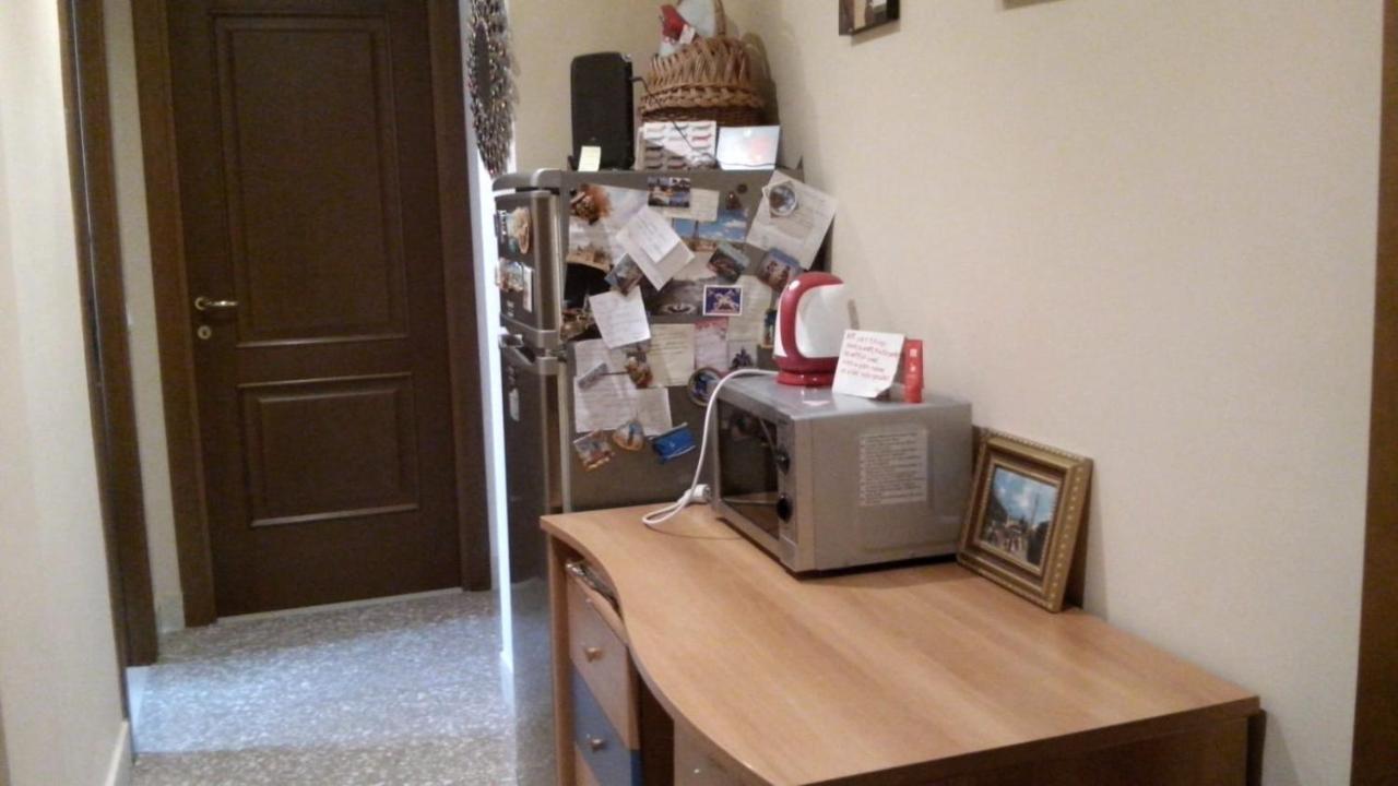 Affittacamere , Rooms Near Trastevere Station Rome Bagian luar foto