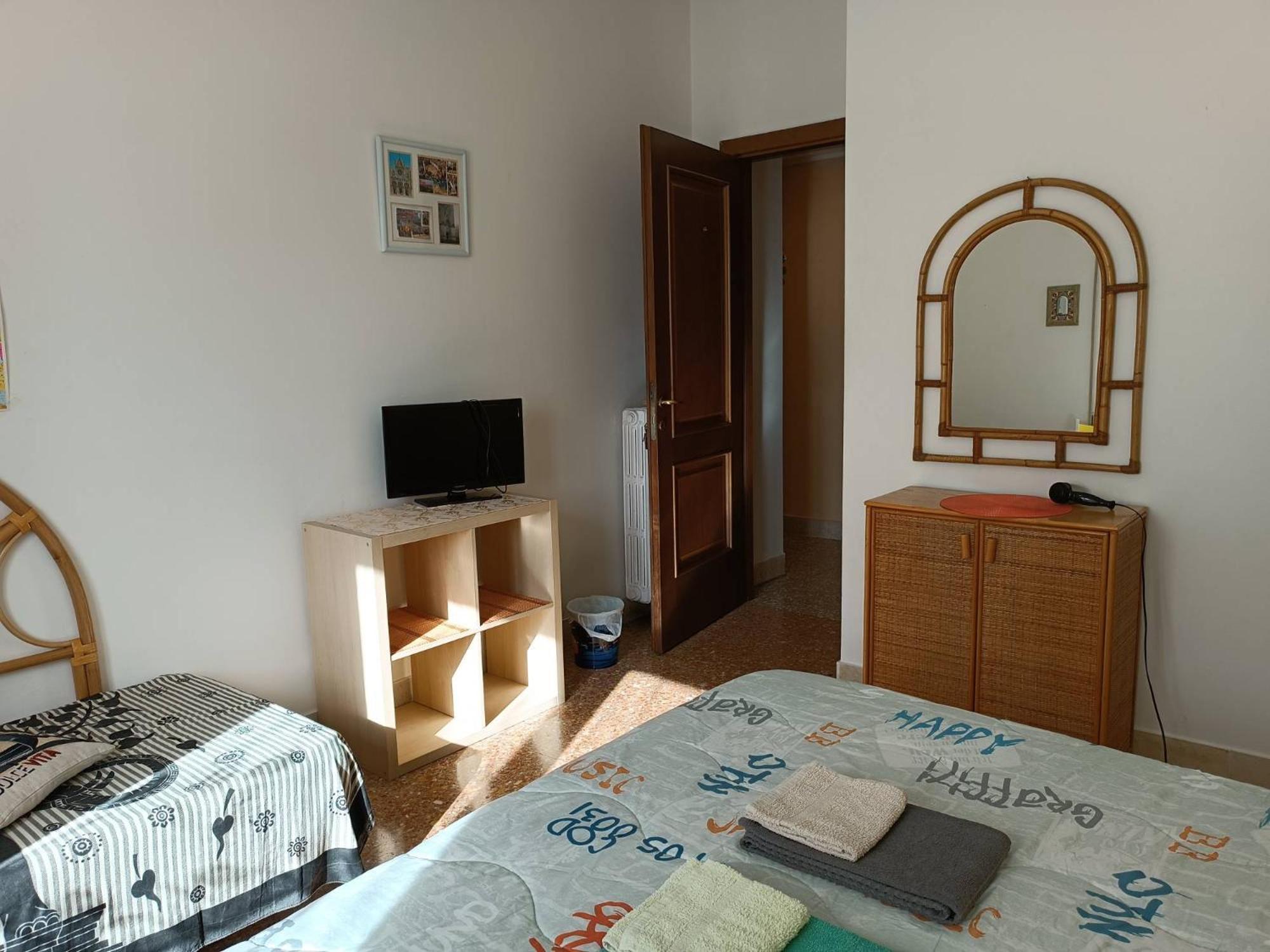 Affittacamere , Rooms Near Trastevere Station Rome Bagian luar foto